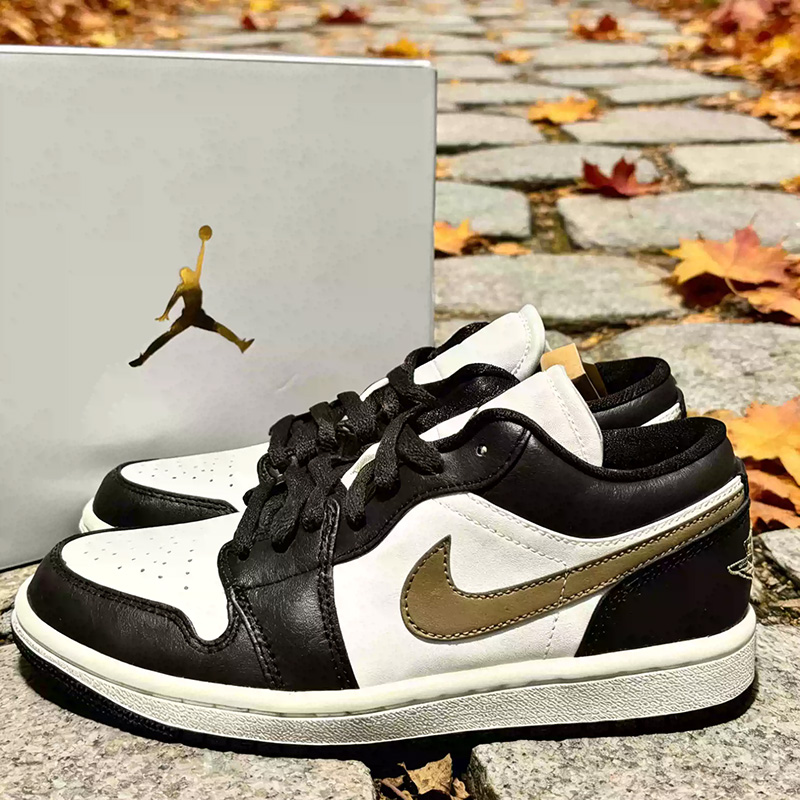 Nike Jordan Air Jordan1 Low Wh - огляд і ціна Men Shoes Jordan