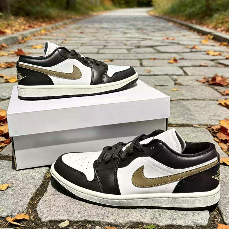Nike Jordan Air Jordan1 Low Wh - огляд і ціна Men Shoes Jordan
