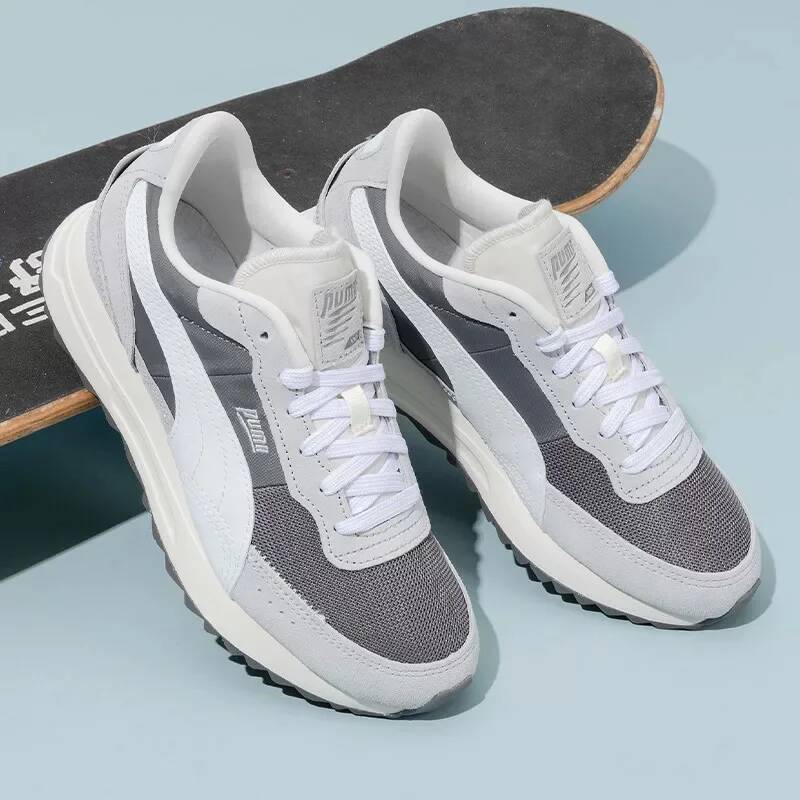 PUMA Men White Black Low Top S - огляд і ціна Men Shoes Jordan