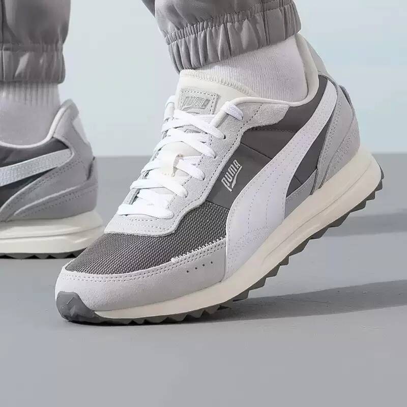 PUMA Men White Black Low Top S - огляд і ціна Men Shoes Jordan