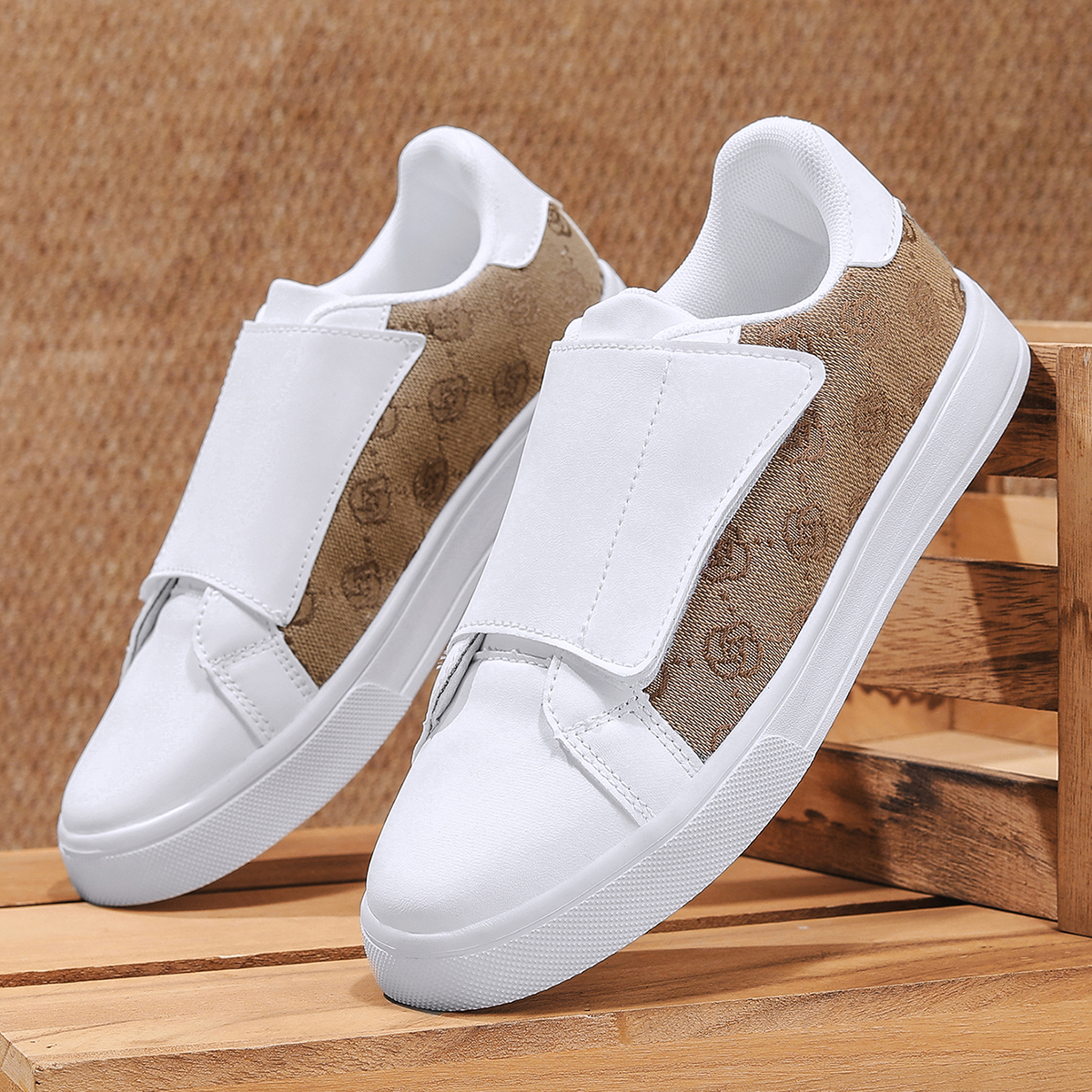 2026 New Men's Vintage Print V - огляд і ціна Men Shoes Velcro