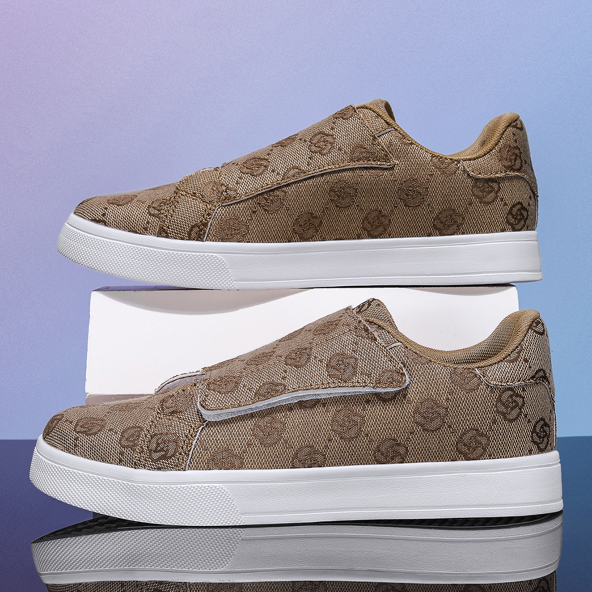 2026 New Men's Vintage Print V - огляд і ціна Men Shoes Velcro