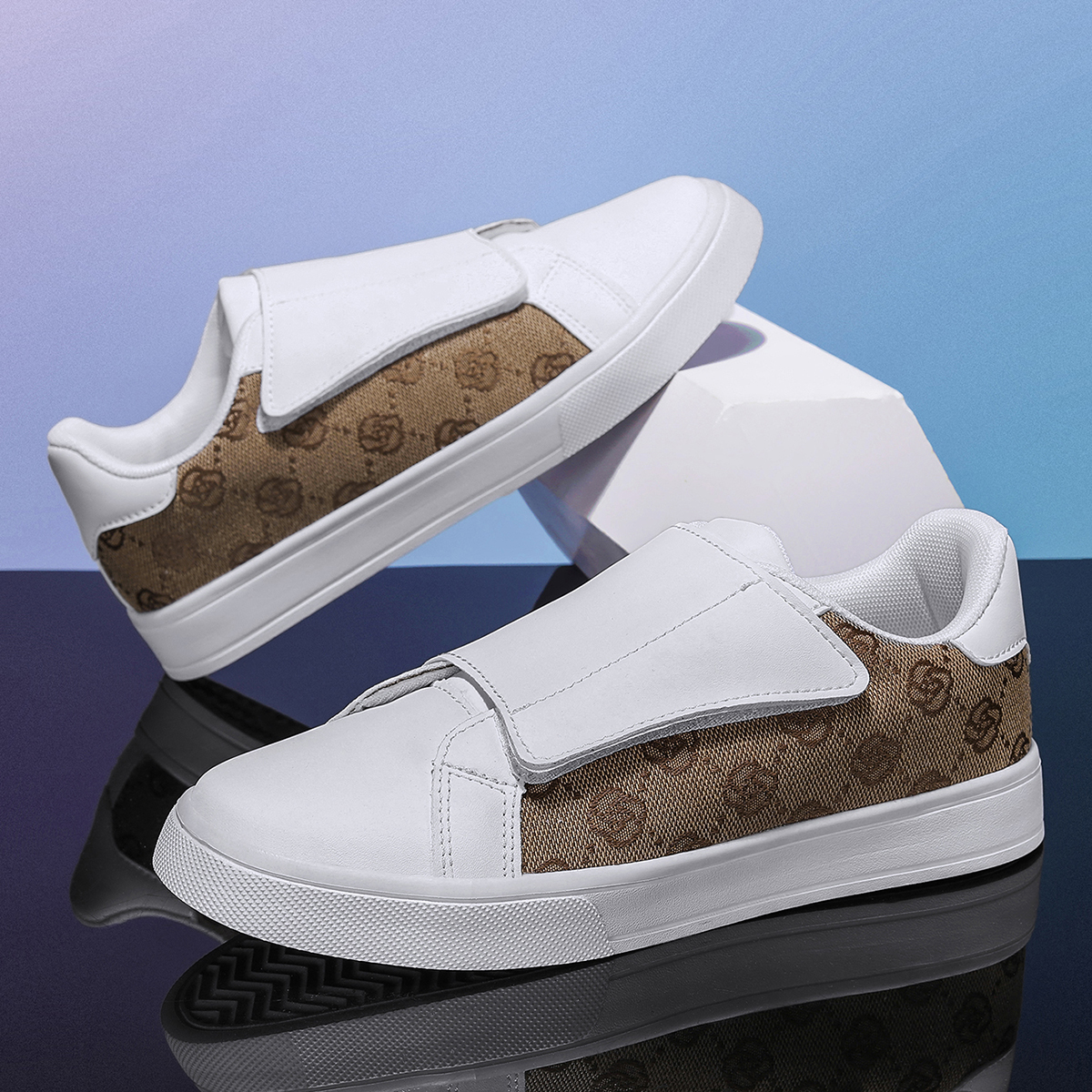 2026 New Men's Vintage Print V - огляд і ціна Men Shoes Velcro